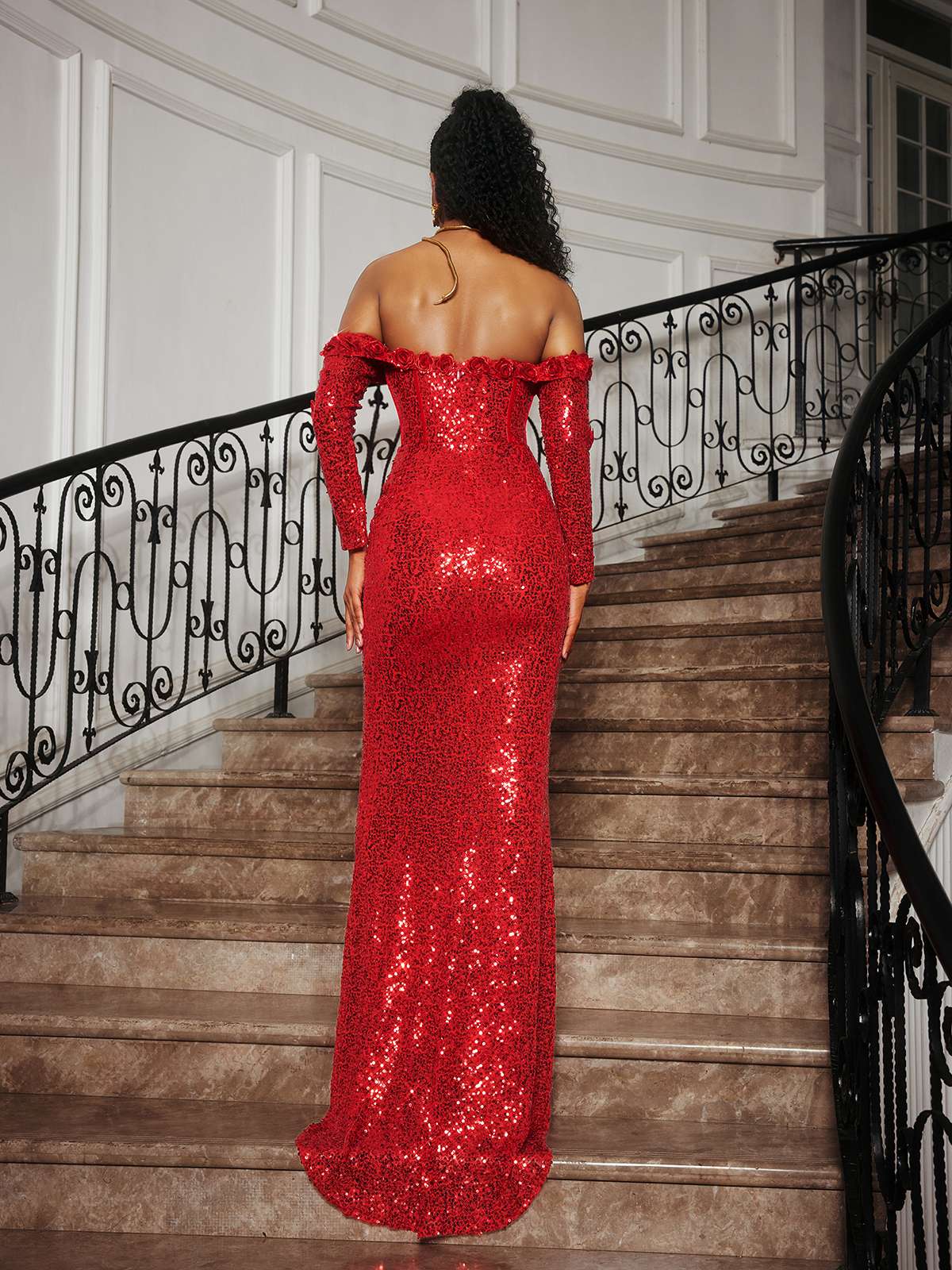 Abito Maxi Catherynne Off Shoulder con Fiori e Paillettes