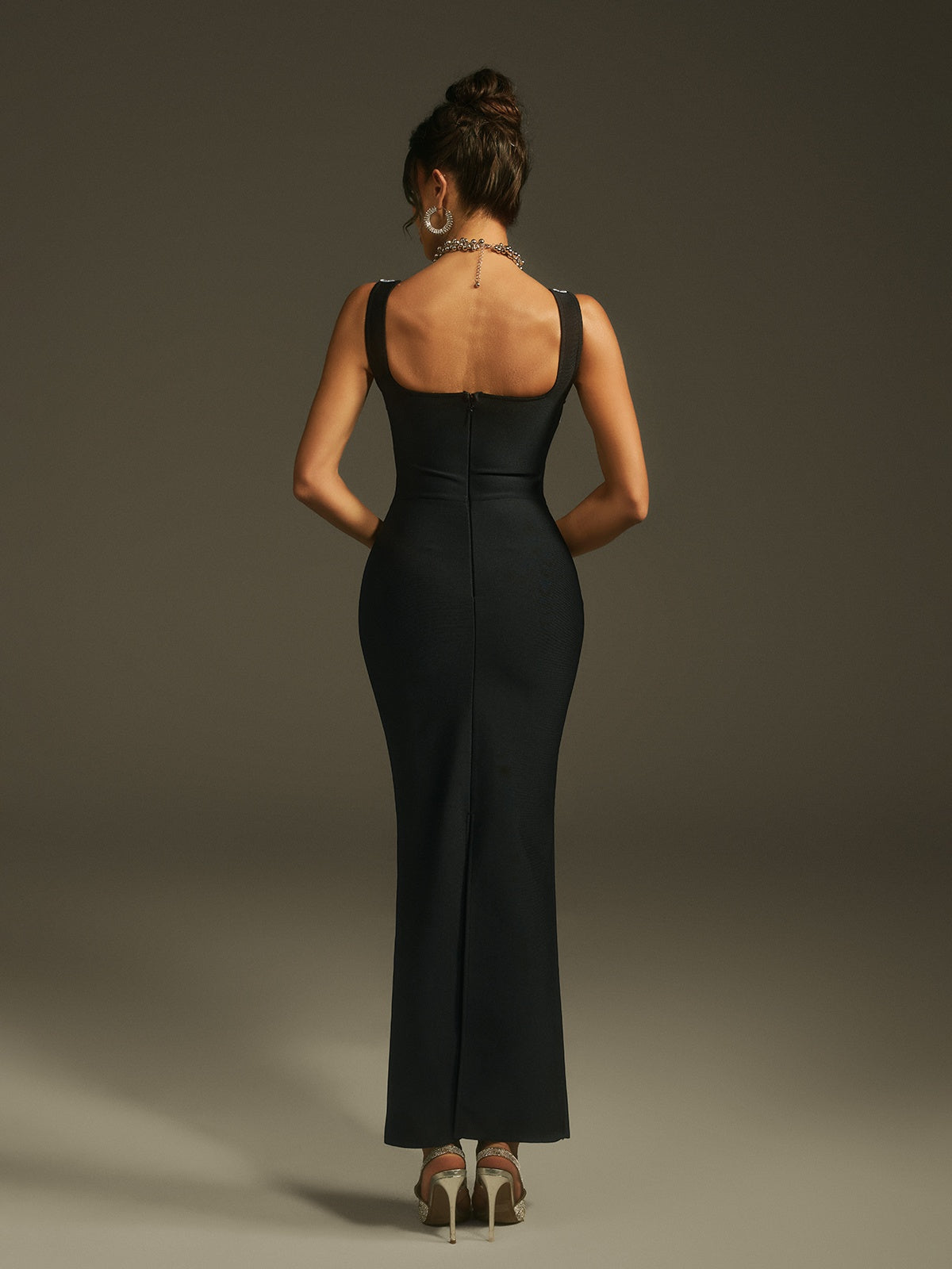 Abito Maxi Senza Maniche Levina con Cristalli