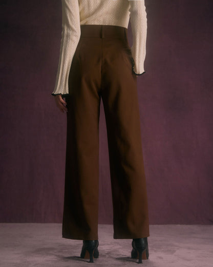 I Pantaloni Dritti con Tasca Laterale e Bottone