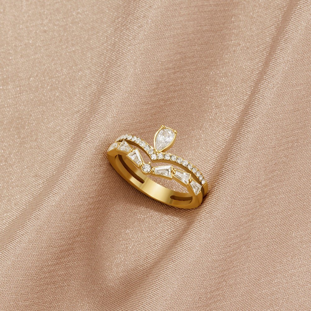 Anello in Cristallo Lilly in Oro 18K