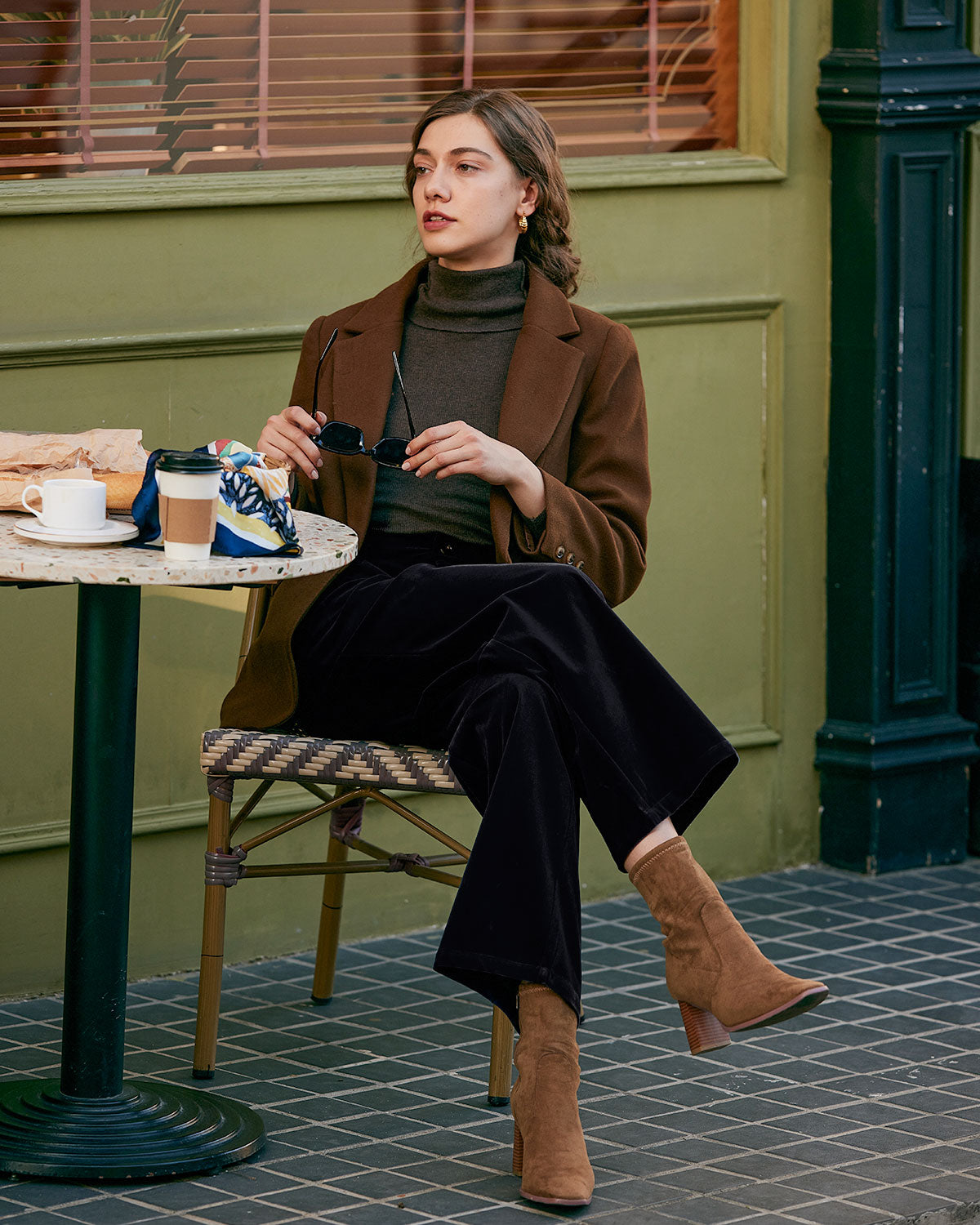 Pantaloni a Vita Alta Plissettati a Gamba Larga Neri