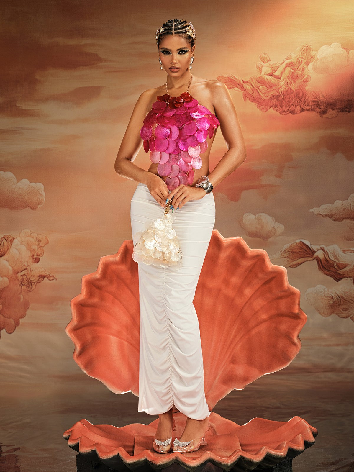 Top a Scaglie di Paillettes Akili con Scollo All'americana in Rosa Vivo