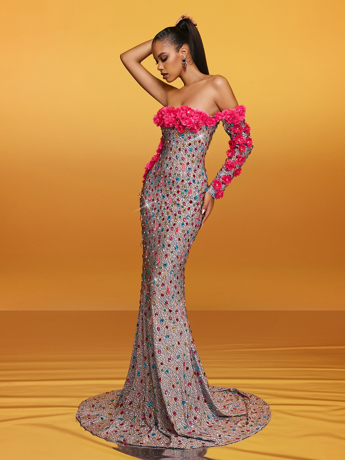 Abito Maxi Off Shoulder Alythia con Fiori e Cristalli