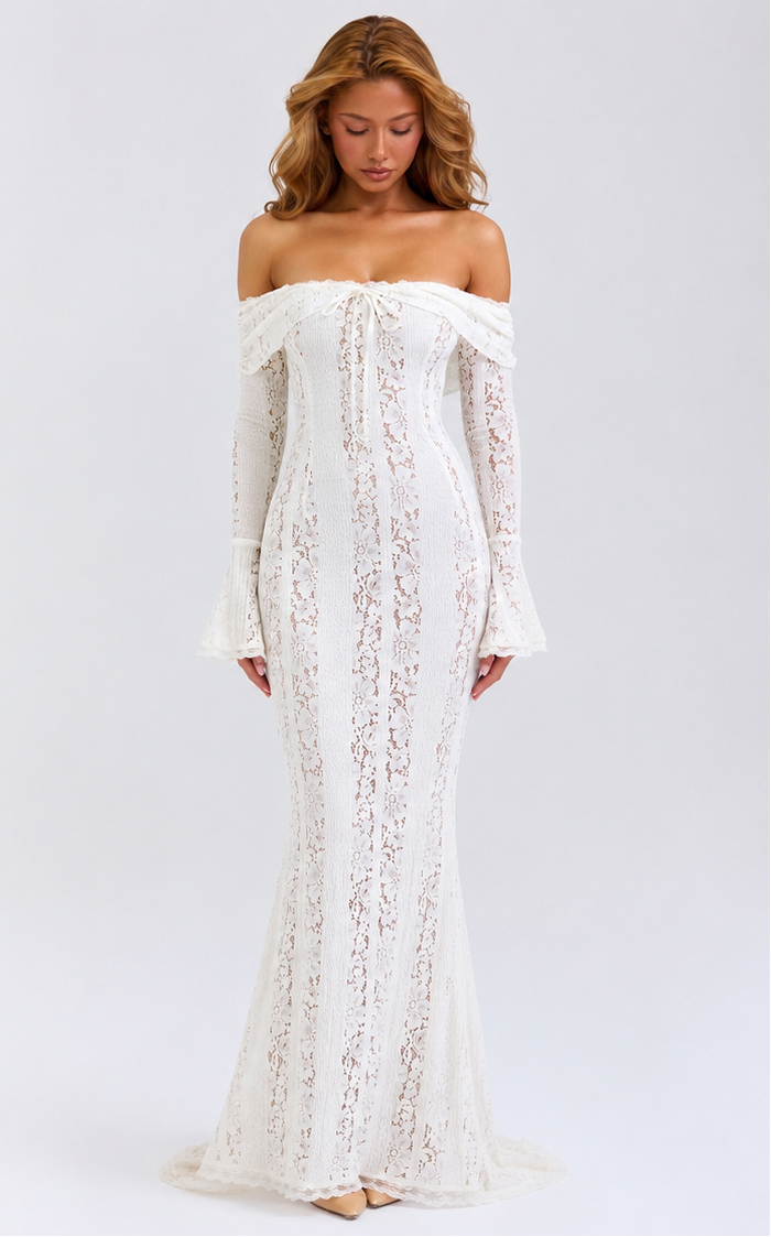 Abito Maxy in Pizzo Etereo