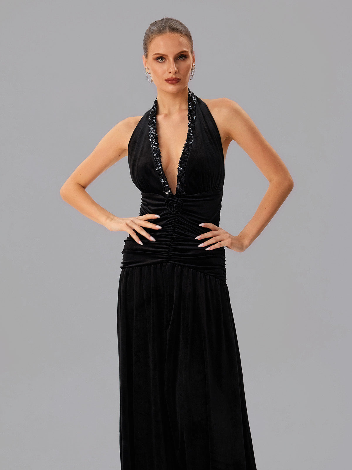 Abito Maxi Arricciato con Scollo Halterneck Faro