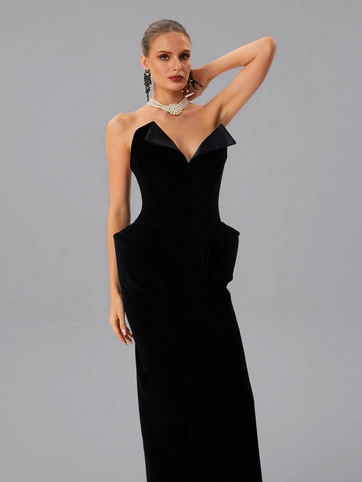 Abito Maxi in Velluto Senza Spalline Farquhar