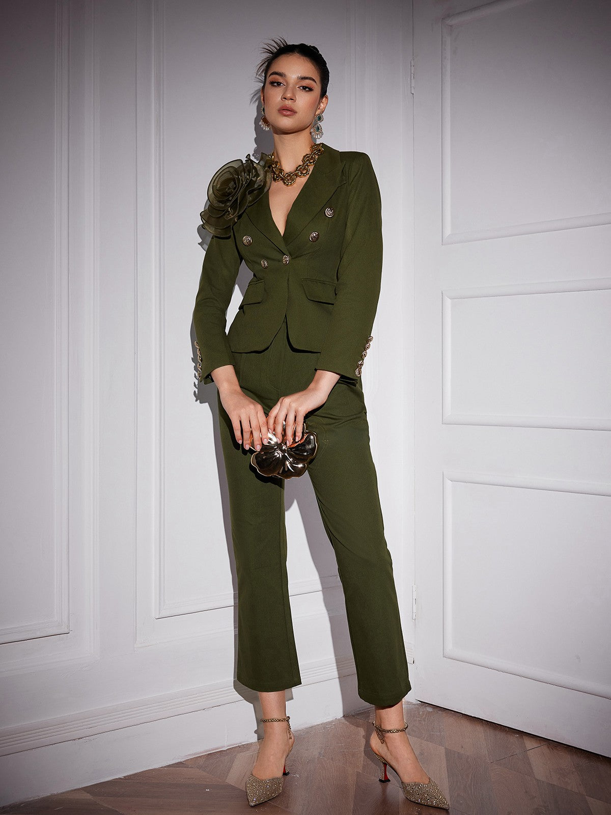 Set Blazer con Bottoni a Fiore in Tulle Halcyon