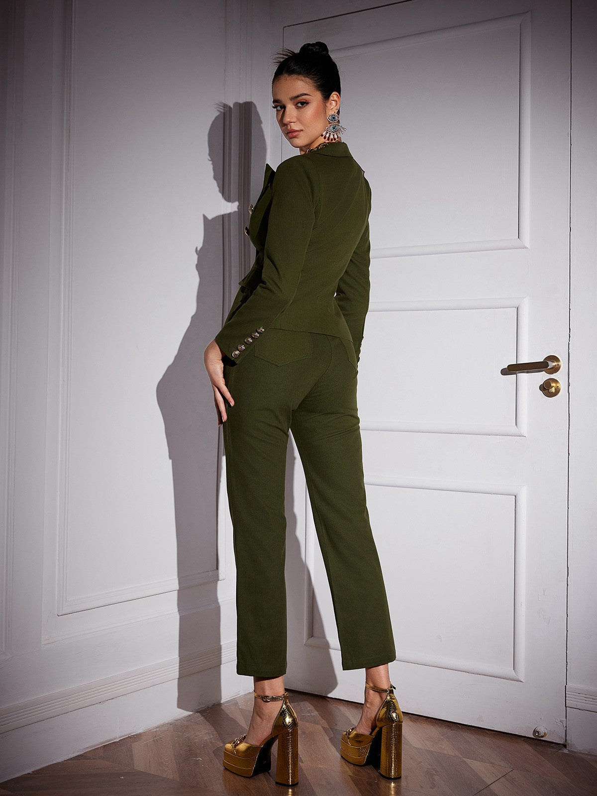 Set Blazer con Bottoni a Fiore in Tulle Halcyon