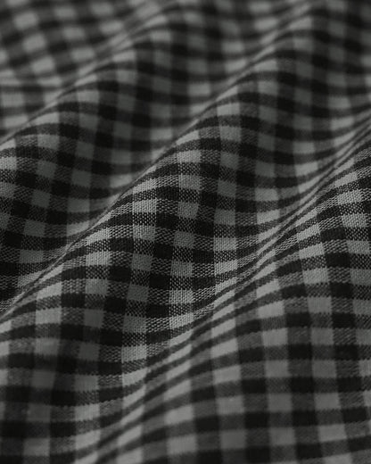 Shorts a quadri grigi a vita alta