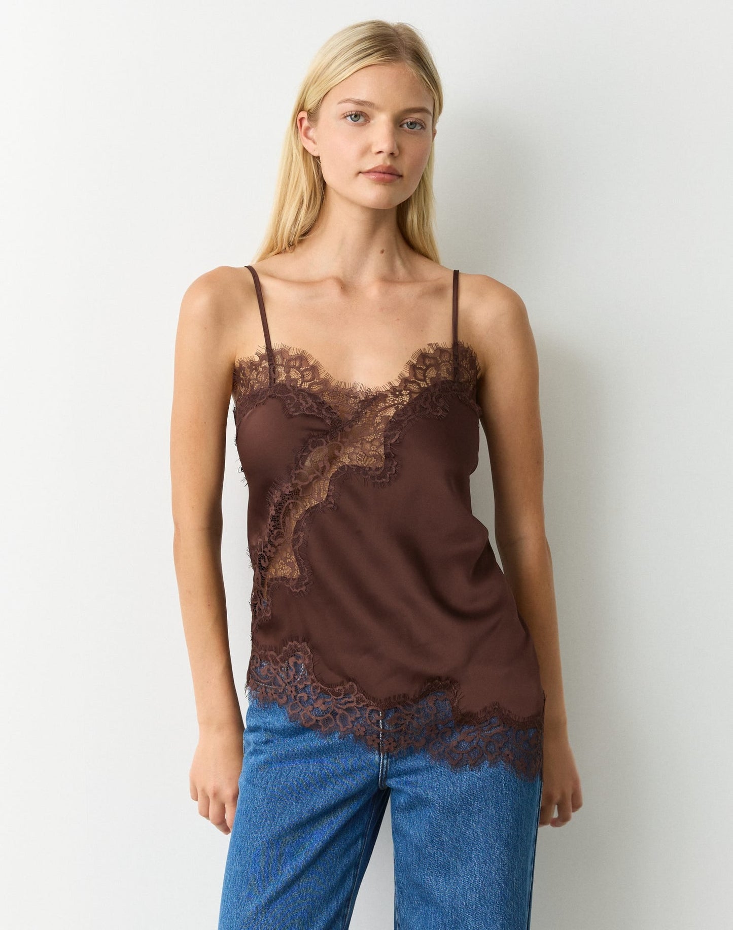 Cami Elegante Asimmetrico