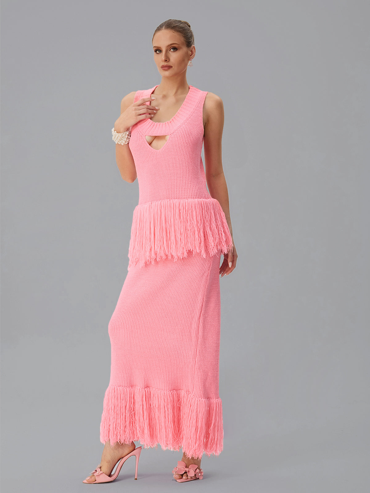 Abito Maxi Senza Maniche in Maglia con Frange Jutpulsar