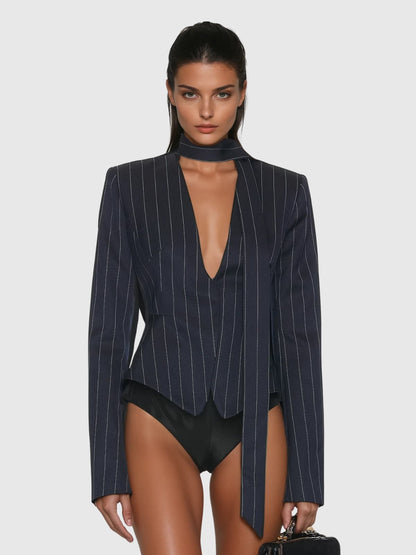 Blazer con Scarf a Strisce e Scollo Profondo Lyren