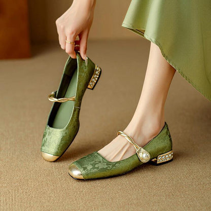 Elizabeth Low Heels