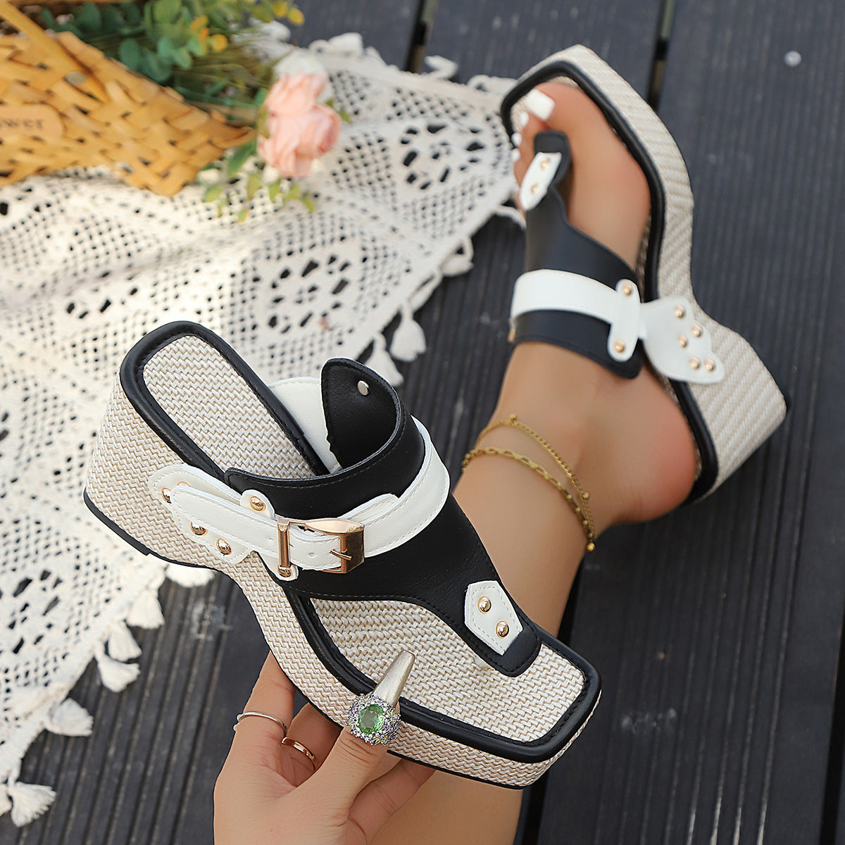 Evelina Slide Sandals