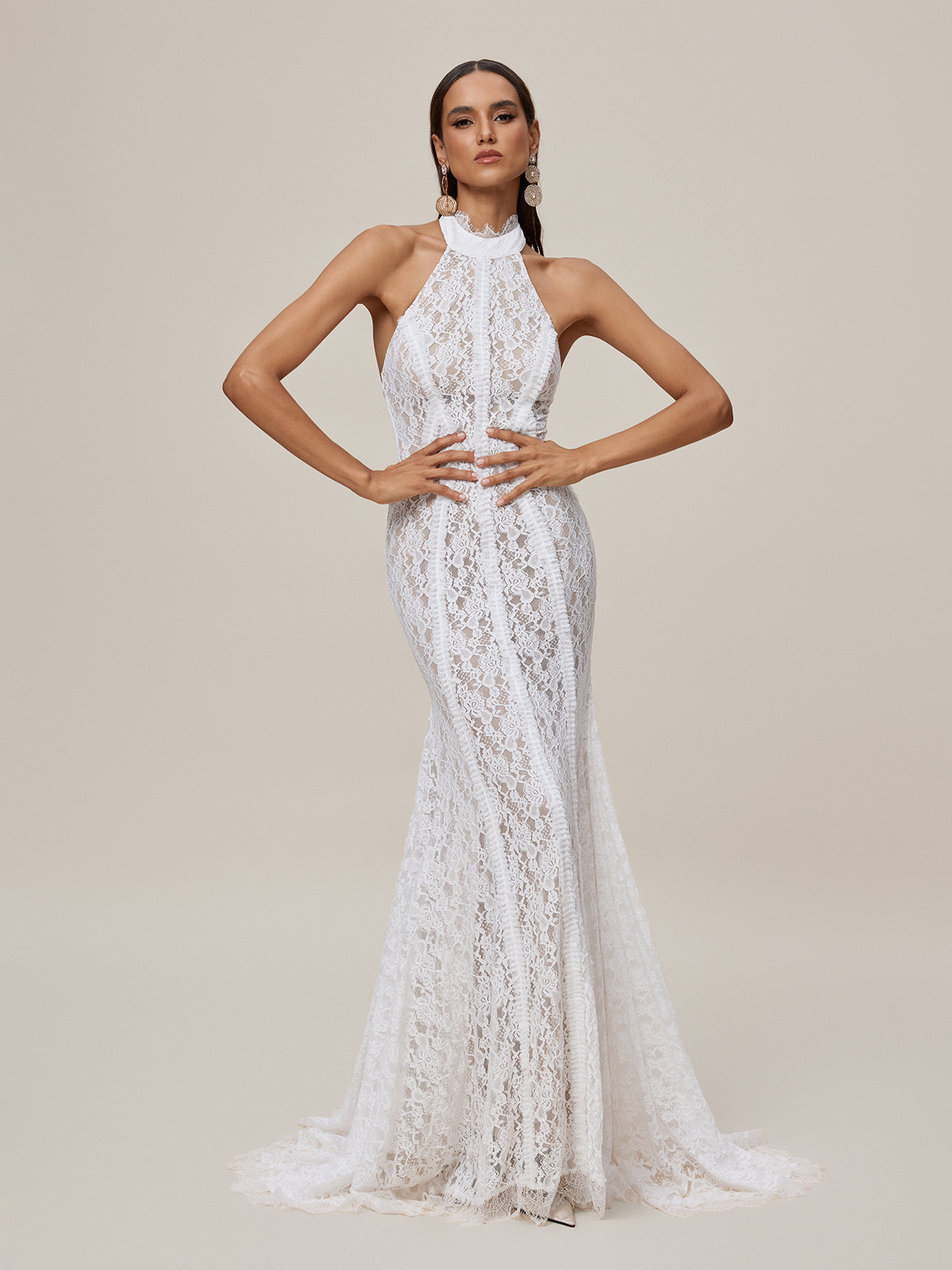 Abito Maxi in Pizzo con Scollo Halterneck Oorjita