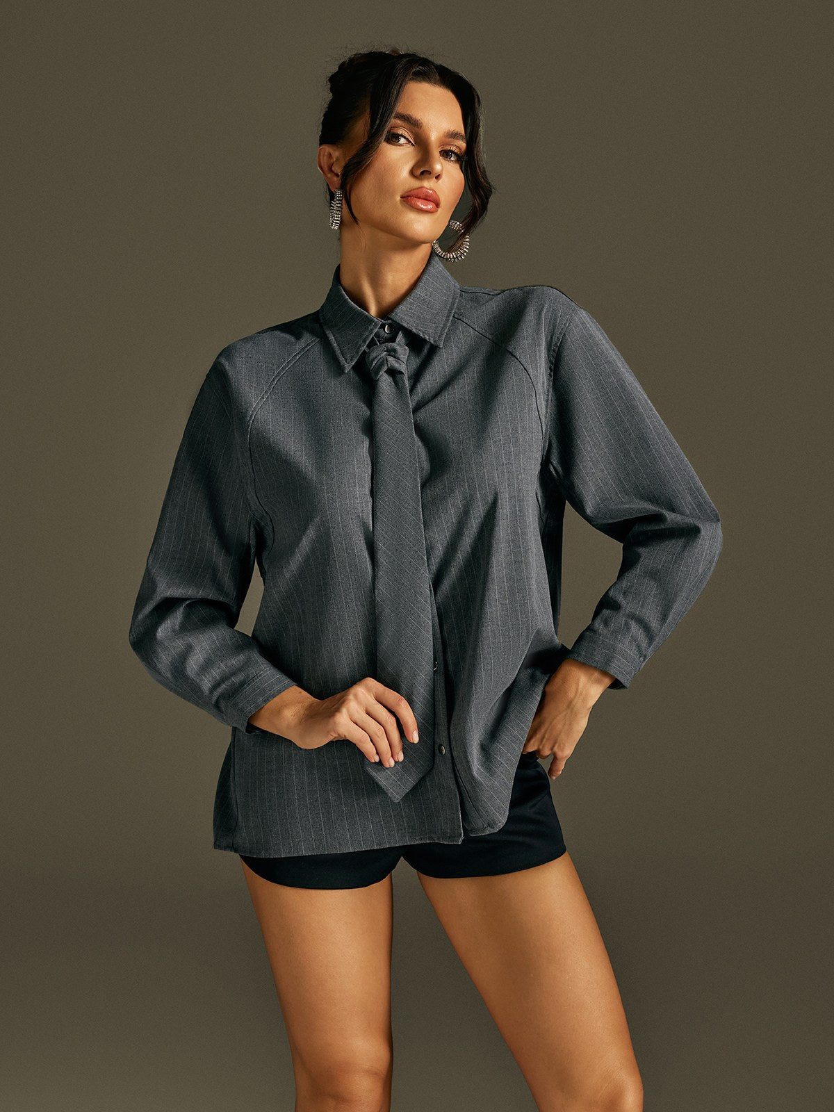 Camicia con Collo e Cravatta Rohit