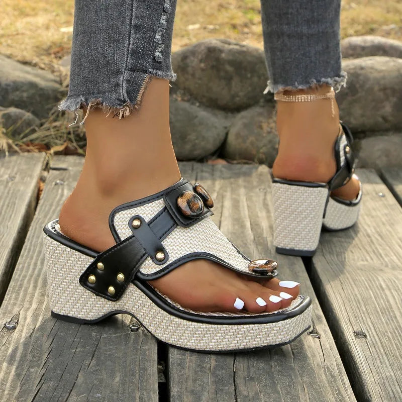 Evelina Harz Slide Sandals