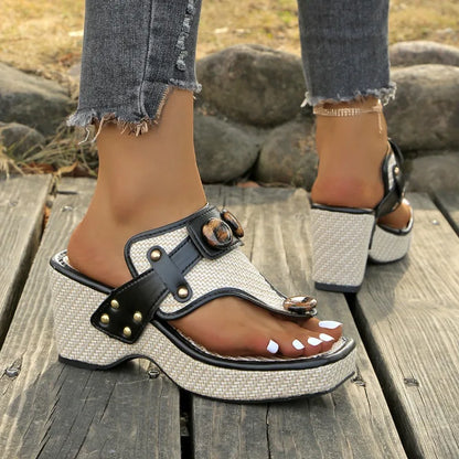 Evelina Harz Slide Sandals