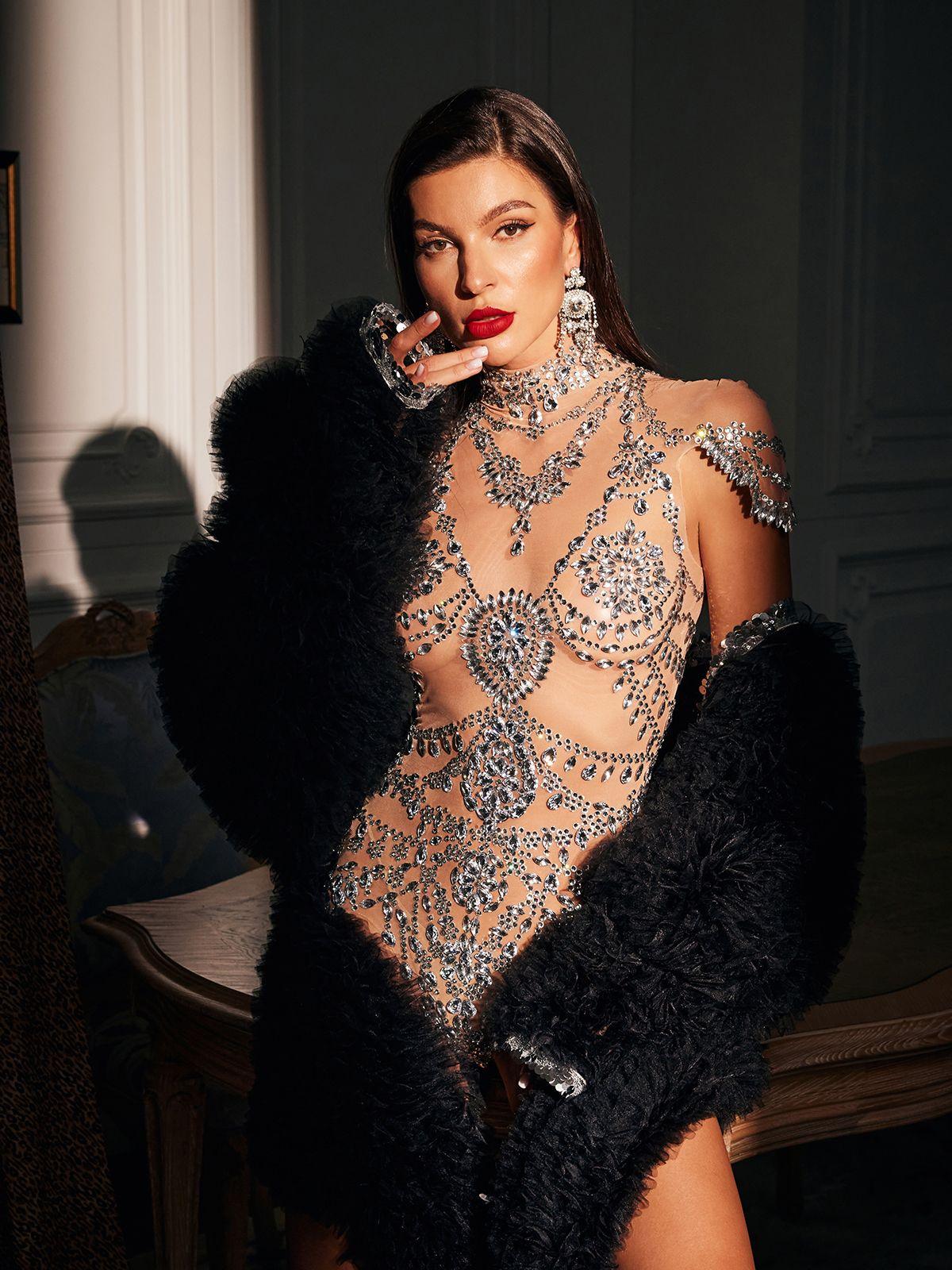 Body con Collo Alto e Strass Simona