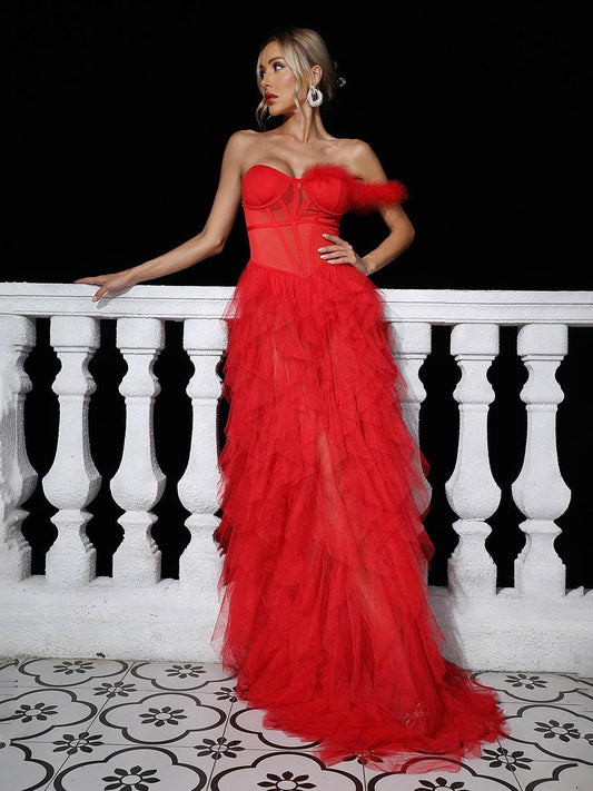 Abito Maxi in Tulle Titania a Spalla Unica in Rosso
