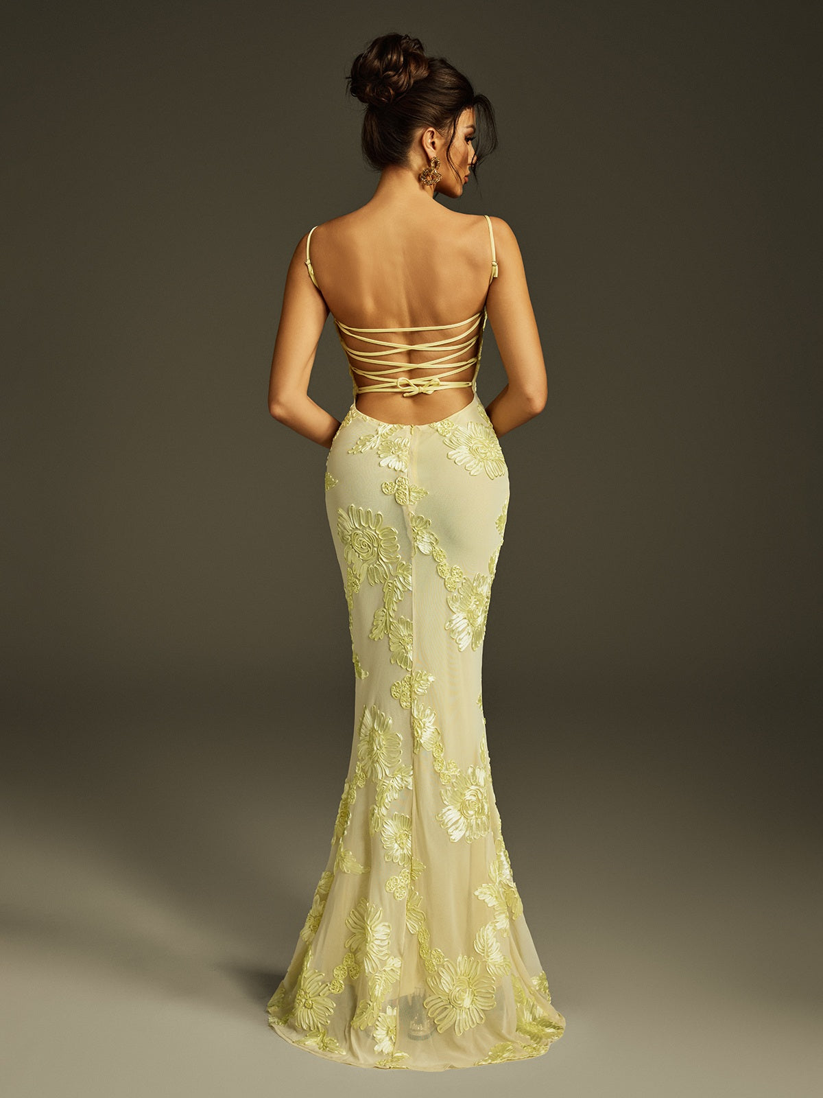 Abito Maxi Ricamato con Fiori Zryne Spaghetti