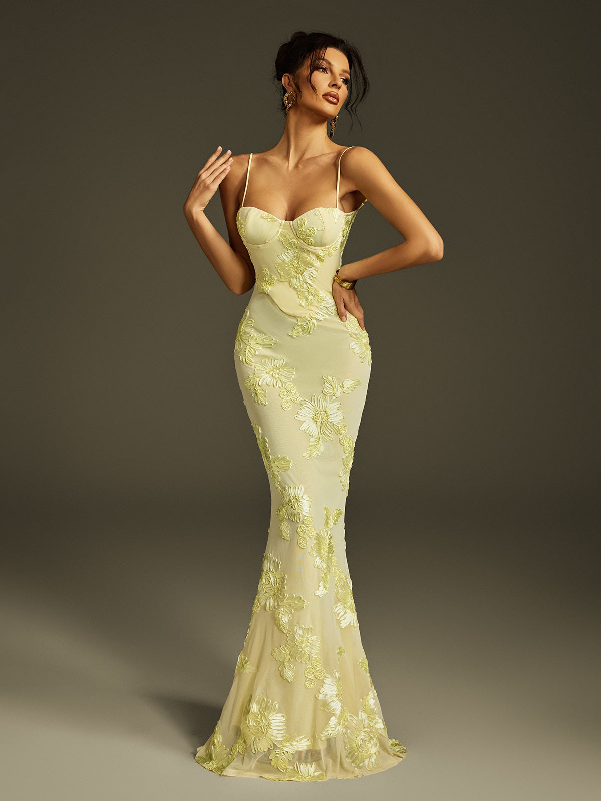 Abito Maxi Ricamato con Fiori Zryne Spaghetti