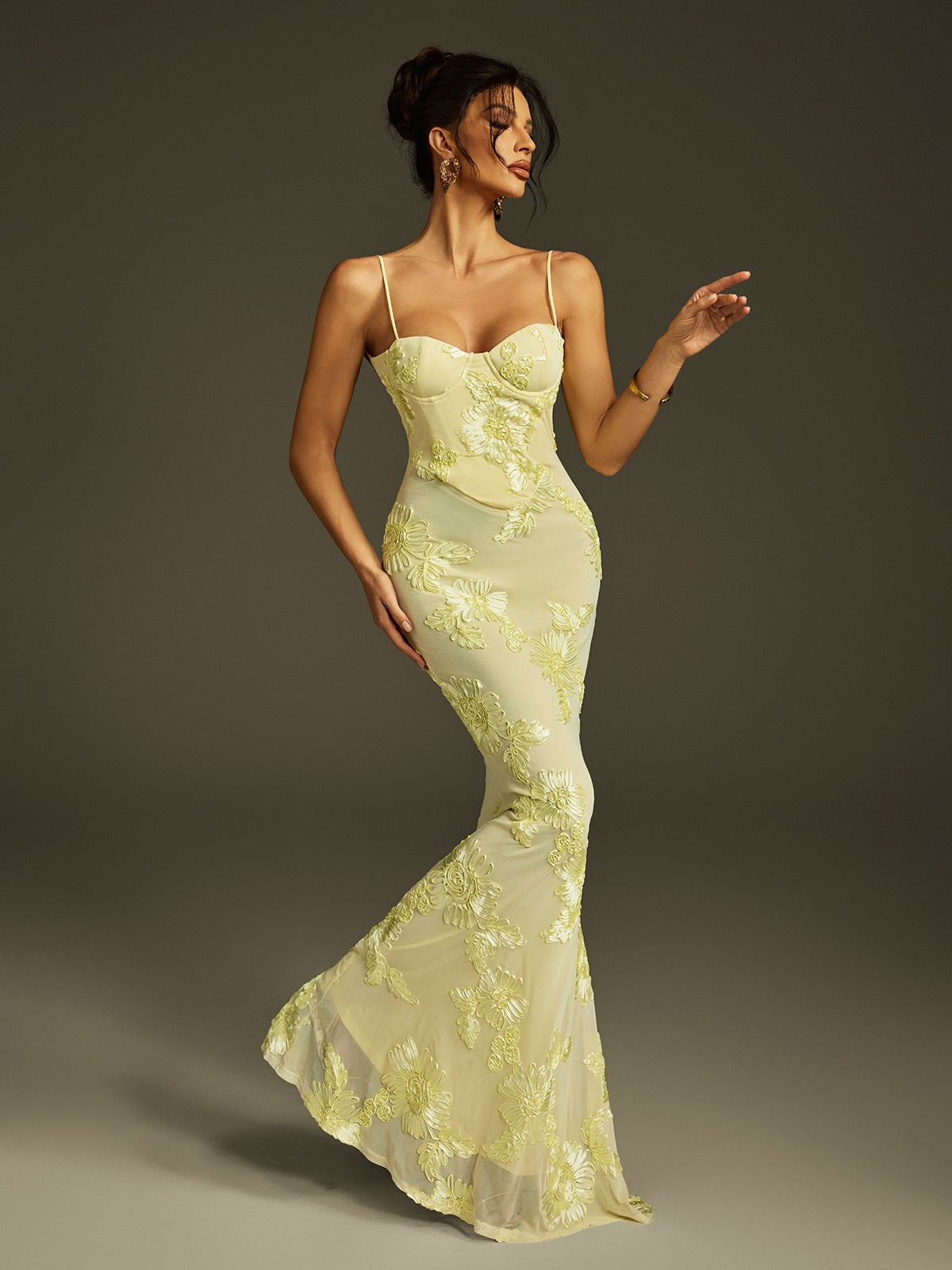 Abito Maxi Ricamato con Fiori Zryne Spaghetti