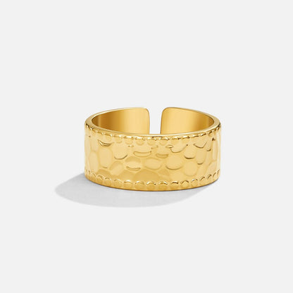 Anello Amaya in Oro Martellato