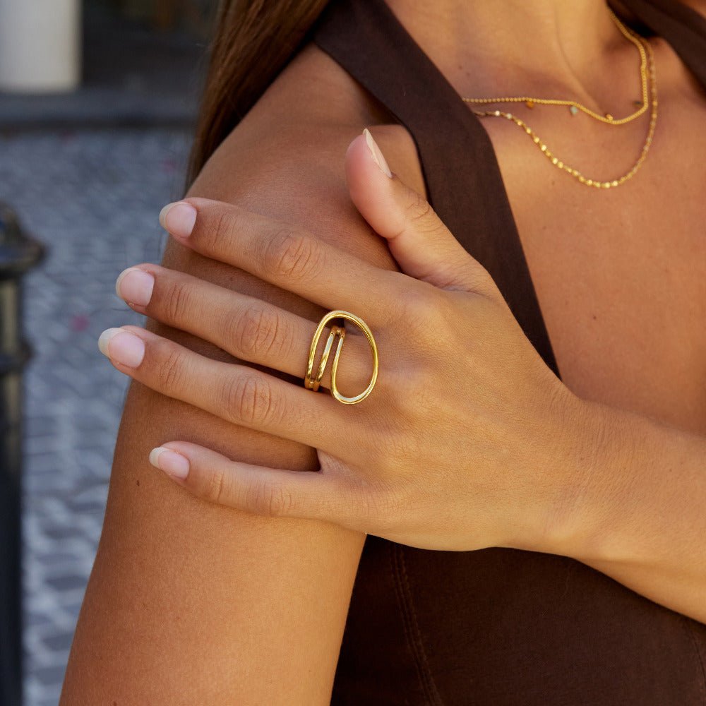 Anello Wave Twisted Ava