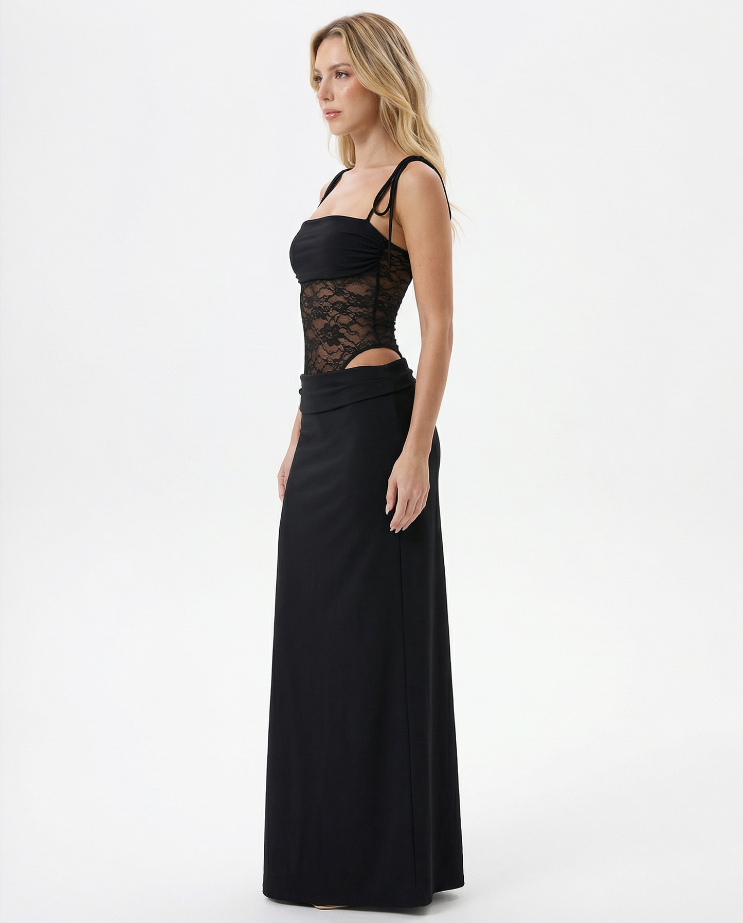 Maxi con Pannello in Pizzo