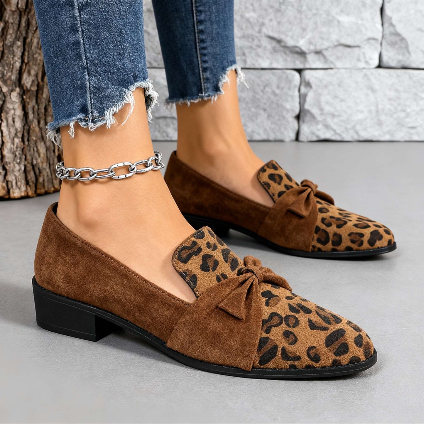 Maybelle Bogen Slip-Ons