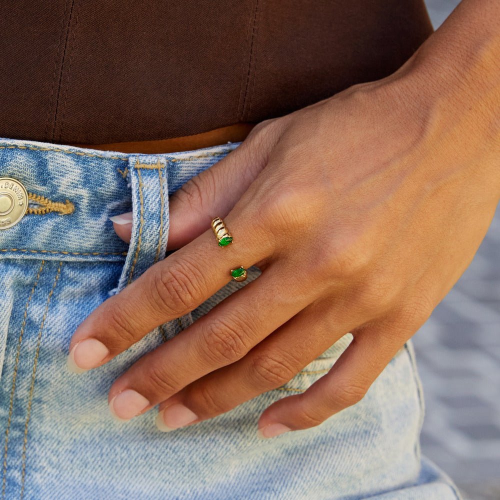 Anello Cuff in Smeraldo Verde