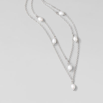 Collana a strati in argento con goccia di perla Kayla