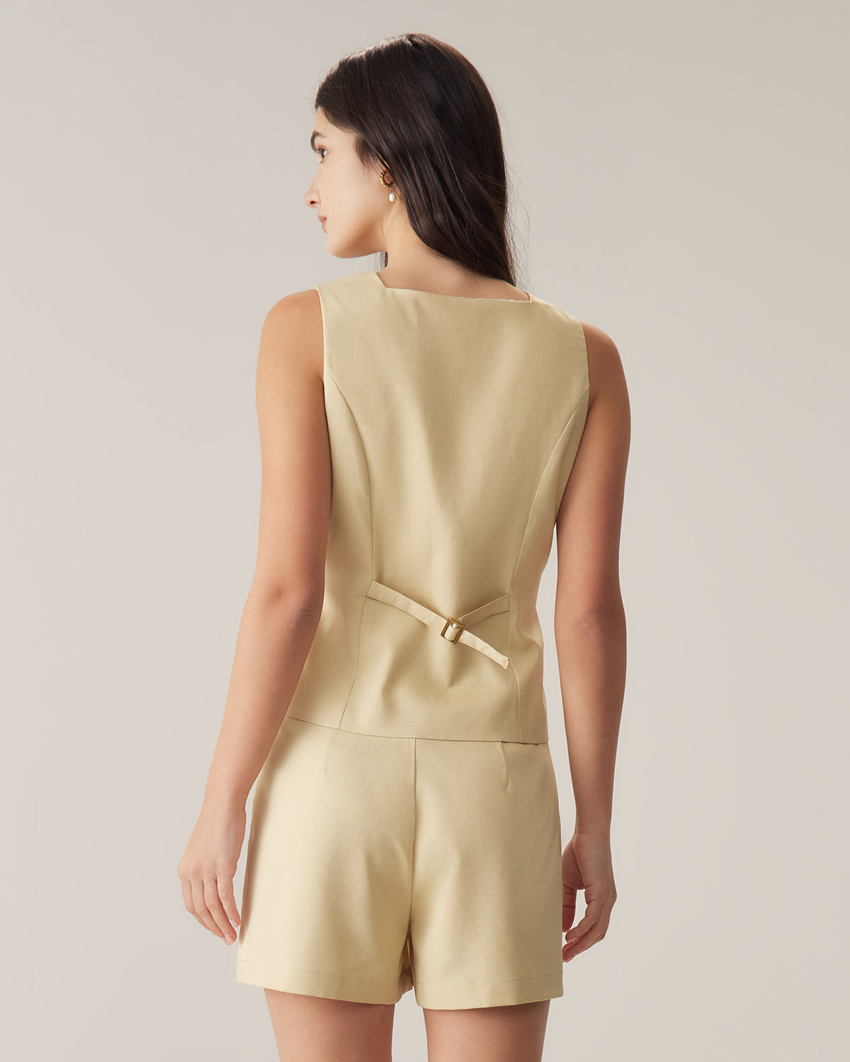 Pantaloni Corti Gialli con Tasche