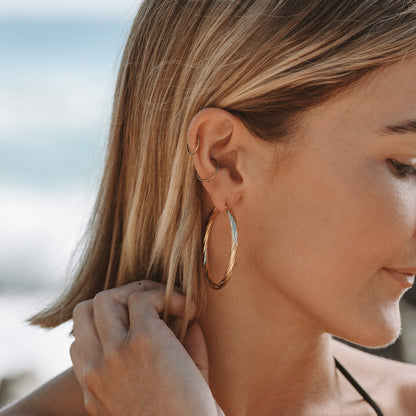 Orecchini a Cerchio Intrecciati