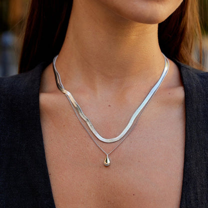 Collana a goccia Bella in argento stratificato