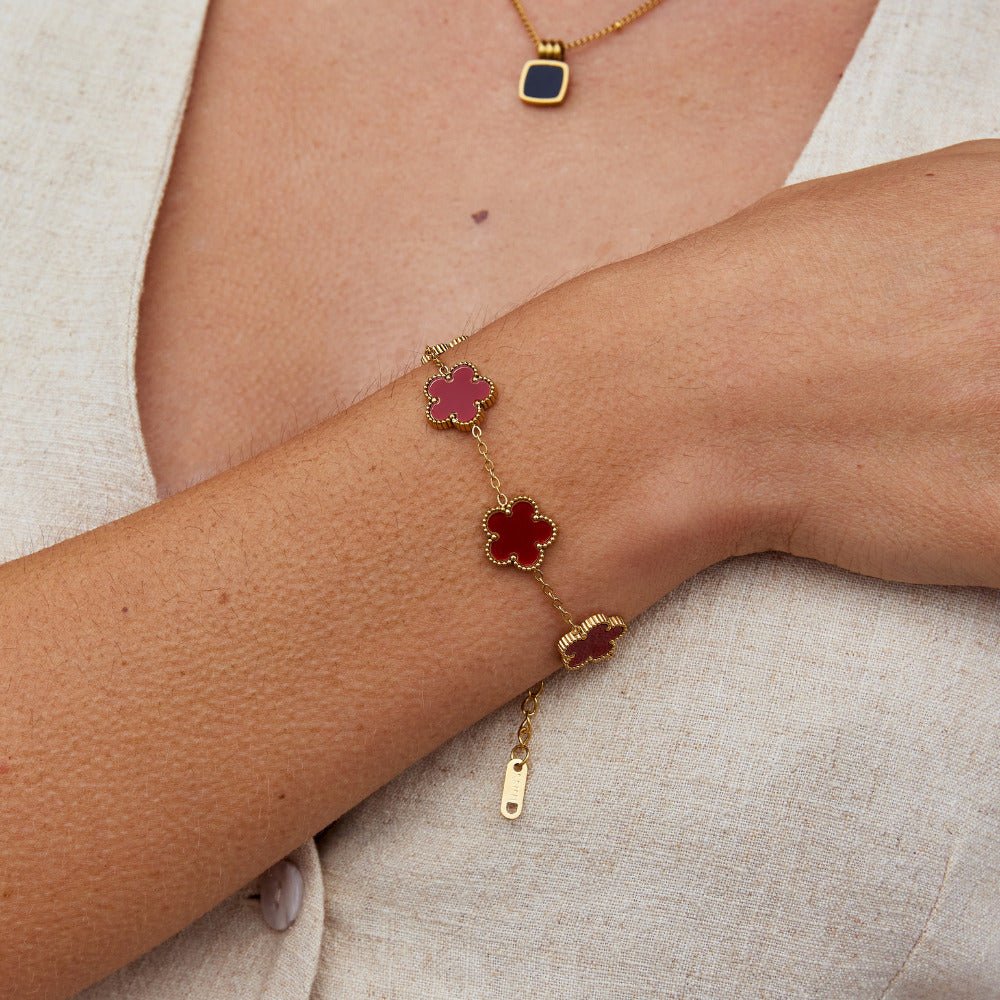 Bracciale con Foglia di Trifoglio Rosso Fortunato
