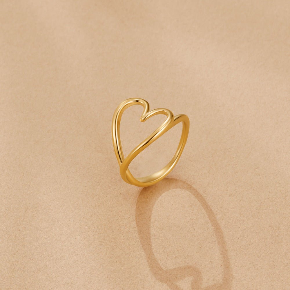 Anello a Forma di Cuore in Oro Fuso