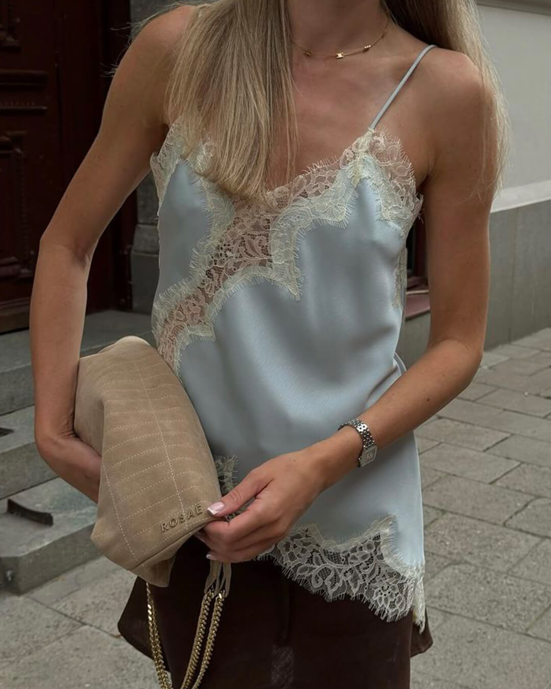Cami Elegante Asimmetrico