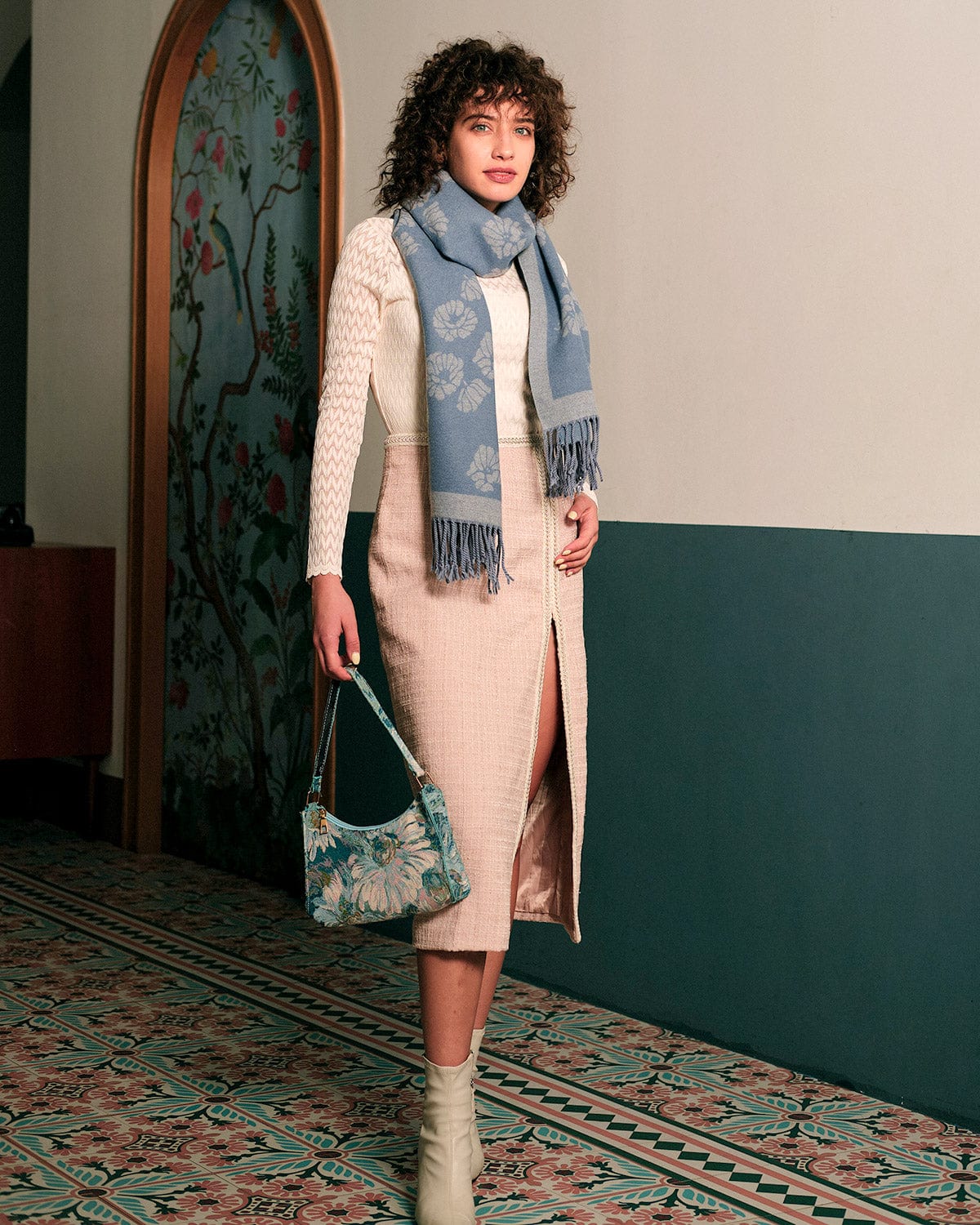 La Gonna Tweed con Fessura Laterale Alta in Vita