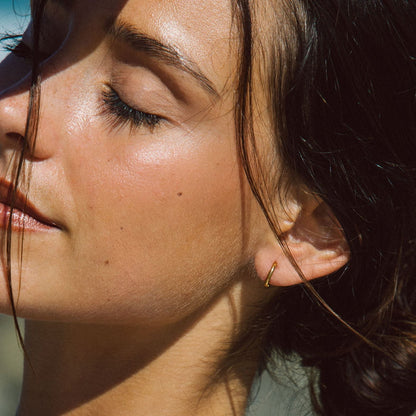 Orecchini Huggie Mini