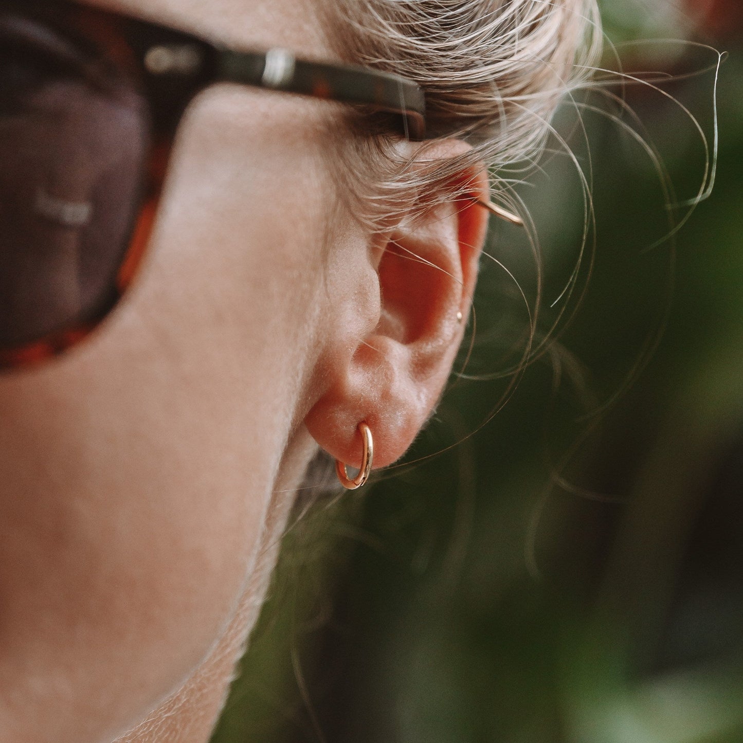 Orecchini Huggie Mini