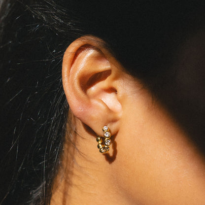 Orecchini a Cerchio con Perline e Diamanti